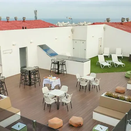 Готель Daos & Terrace Марбелья