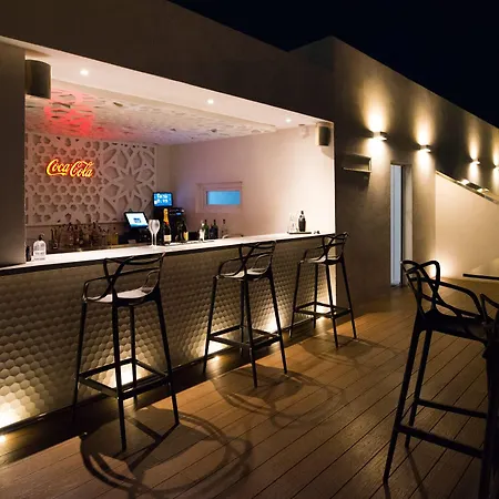 Daos & Terrace 3*