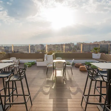Готель Daos & Terrace Марбелья