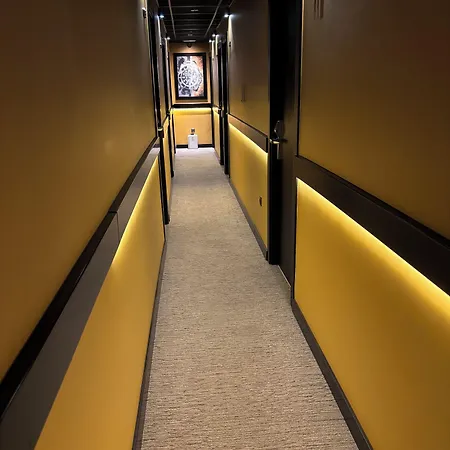 Daos & Terrace Готель 3*