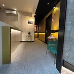 Daos & Terrace