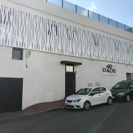 Daos & Terrace Μαρμπέλλα