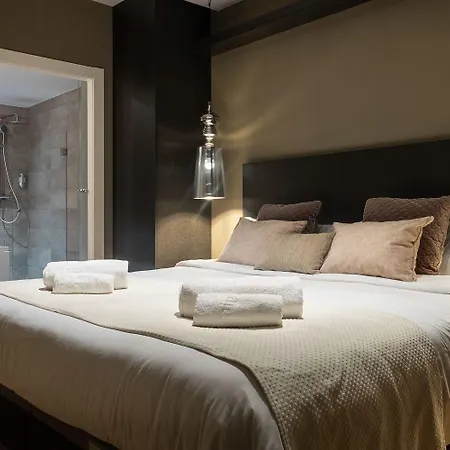 Daos & Terrace Μαρμπέλλα