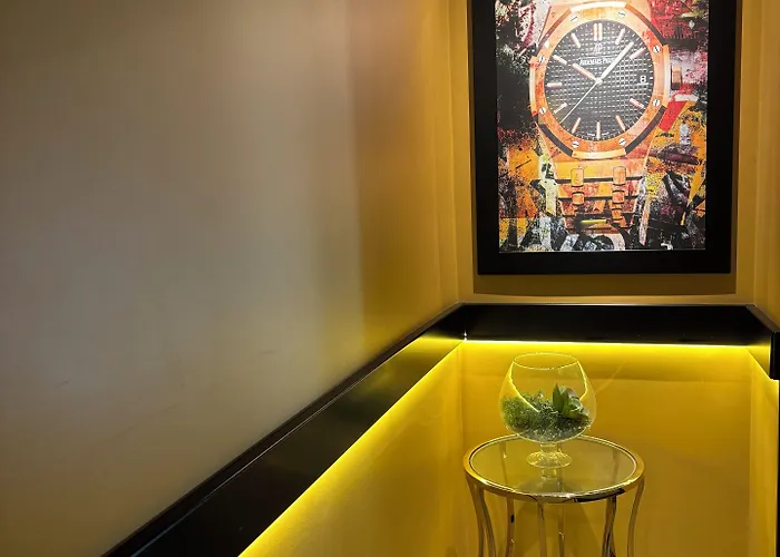 Daos & Terrace Hotel