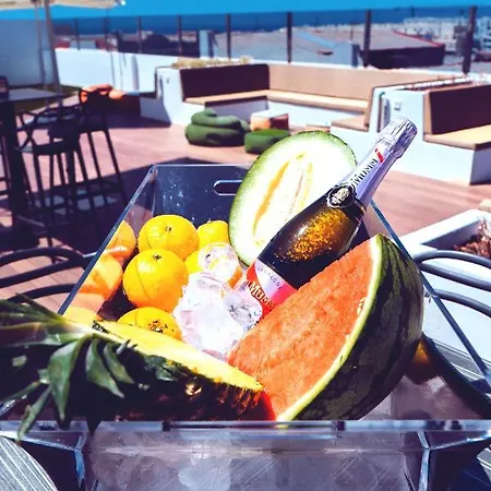 Ξενοδοχείο Daos & Terrace 3*