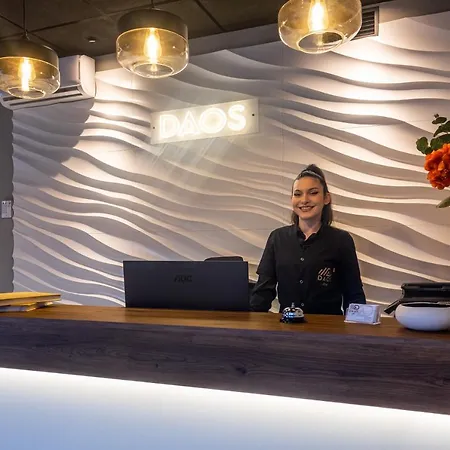 Daos & Terrace Szálloda