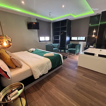 Daos & Terrace Szálloda 3*