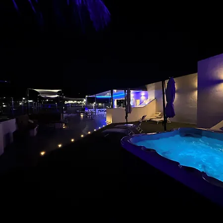 Daos Suites&terrace Hotel 3*