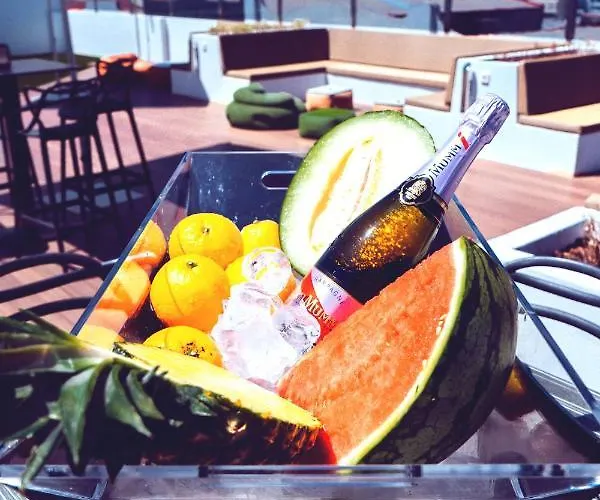 Hotel Daos & Terrace 3*