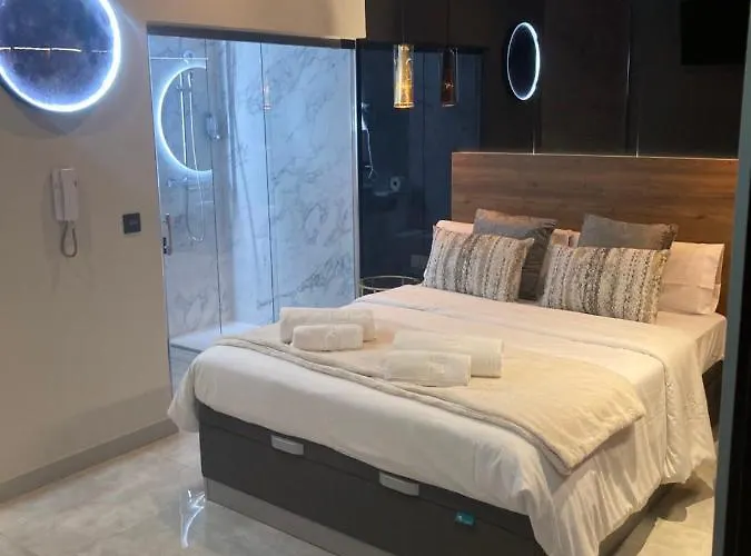 Daos & Terrace Marbella