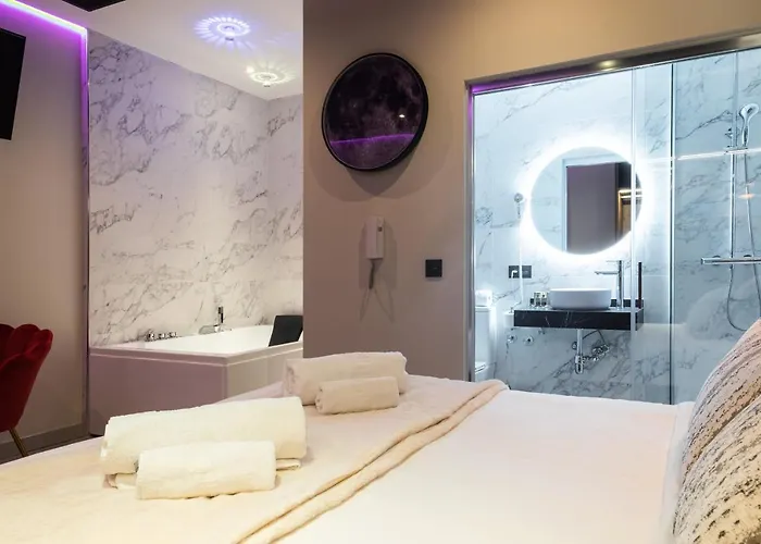 Daos & Terrace Marbella